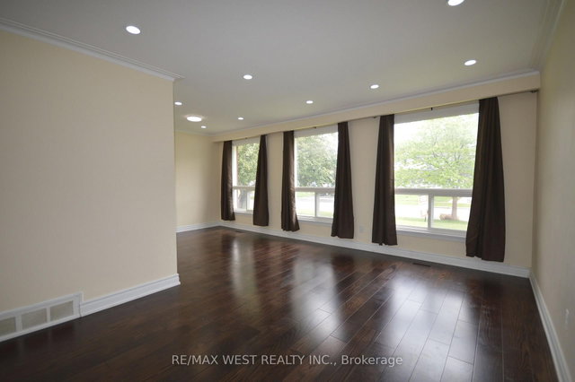 84 Kearney Drive