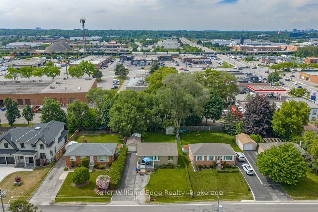 1025 Pinegrove Road • Oakville, ON photo 25