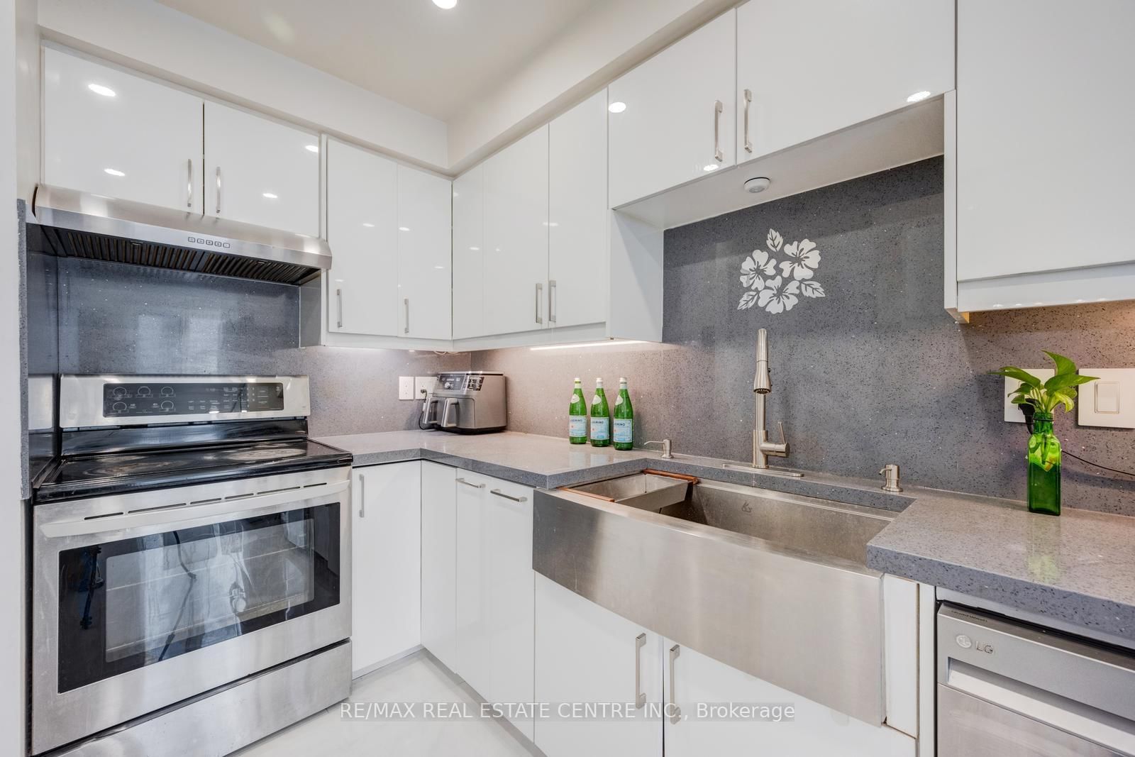 5020 Delaware Drive • #25 • Mississauga, ON photo 10