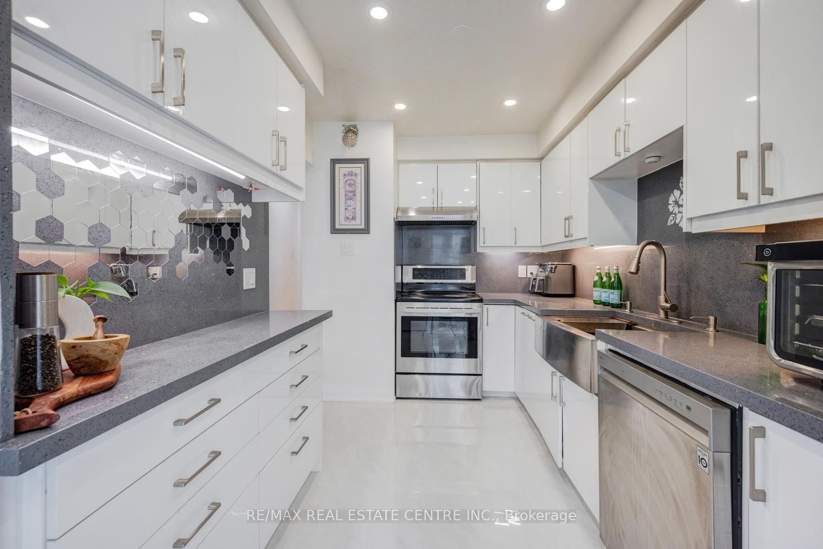 5020 Delaware Drive • #25 • Mississauga, ON photo 12
