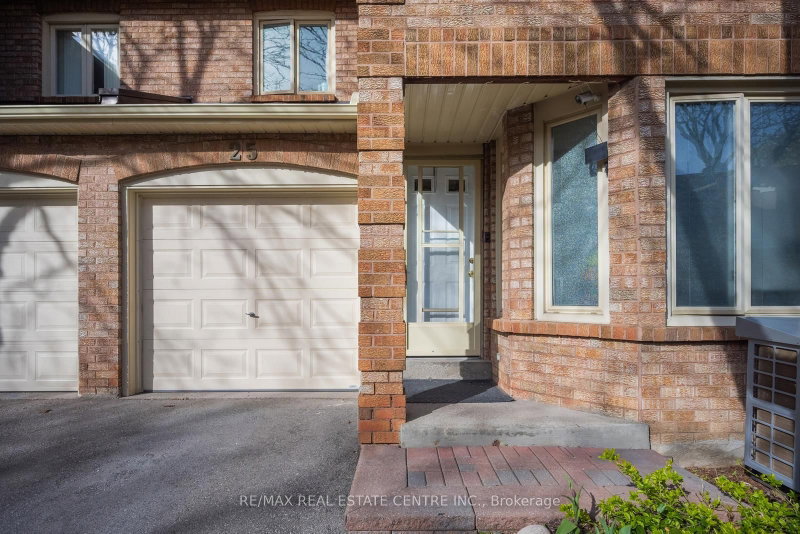25 - 5020 Delaware Drive
