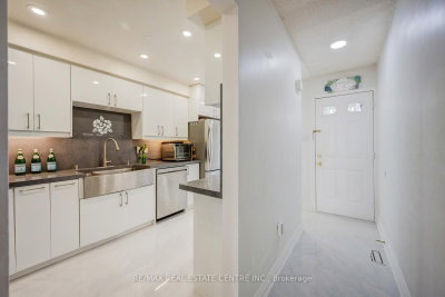 5020 Delaware Drive • #25 • Mississauga, ON photo 5