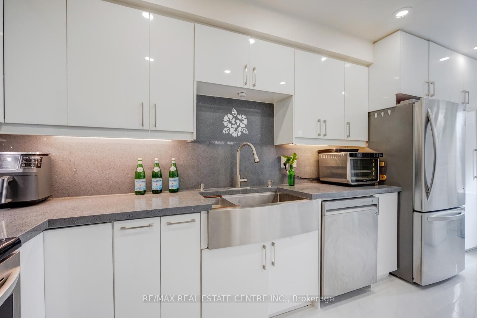 5020 Delaware Drive • #25 • Mississauga, ON photo 8