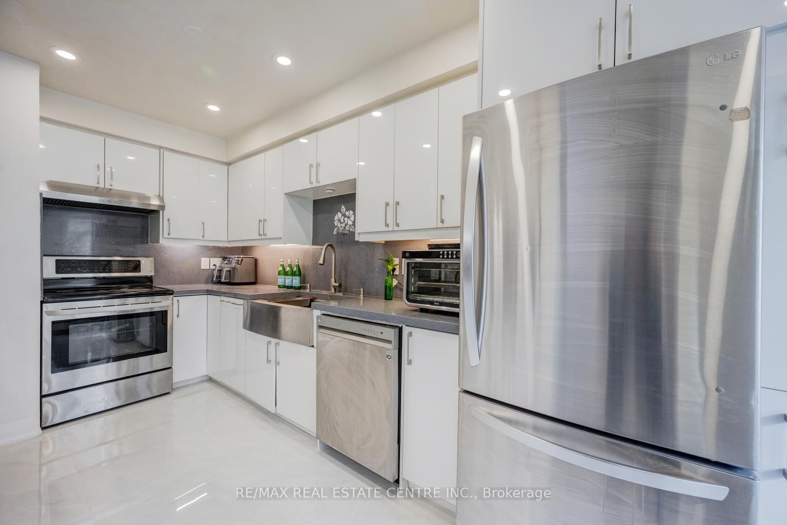 5020 Delaware Drive • #25 • Mississauga, ON photo 9