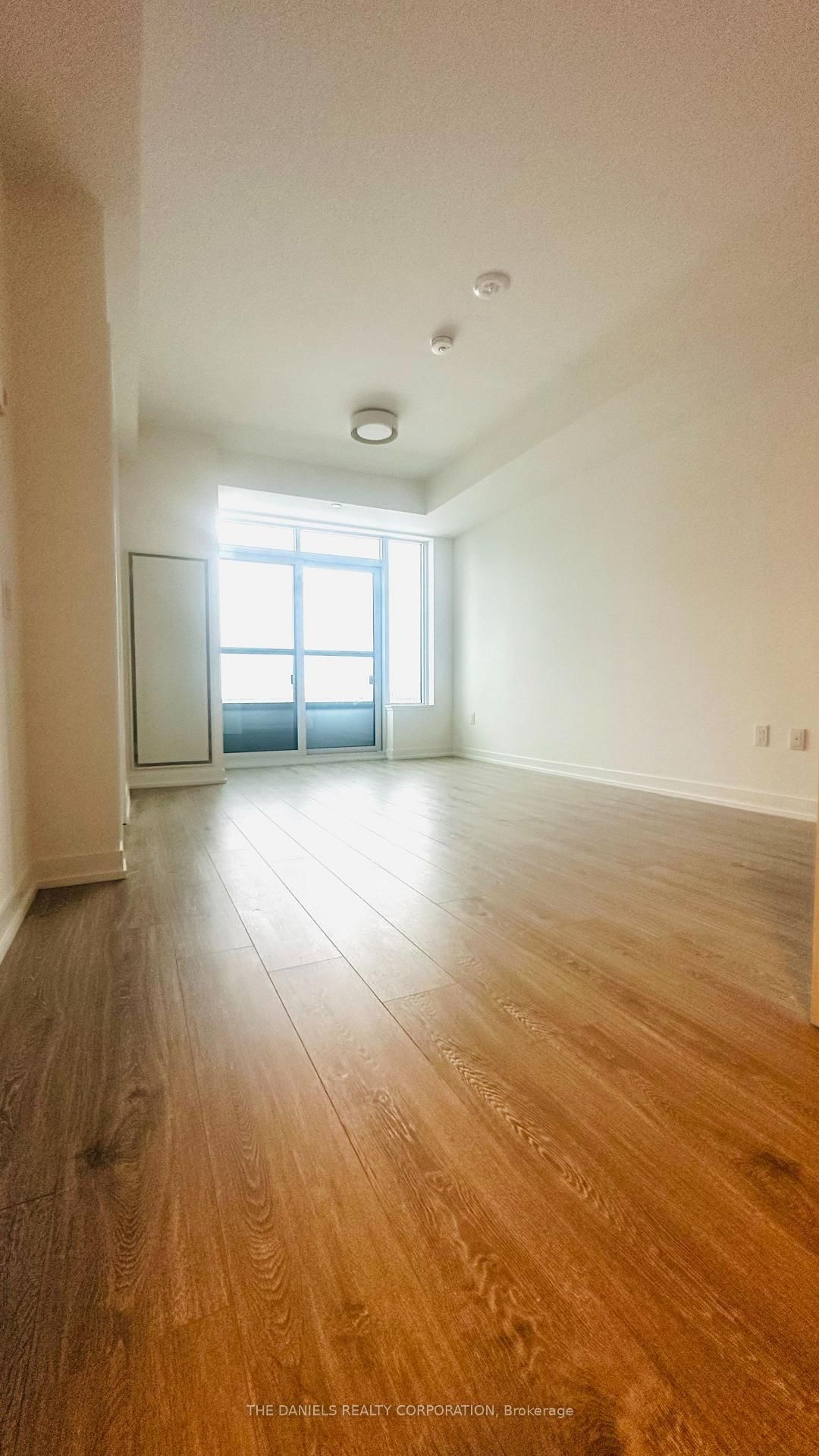 2485 Eglinton Avenue W, Unit 1518