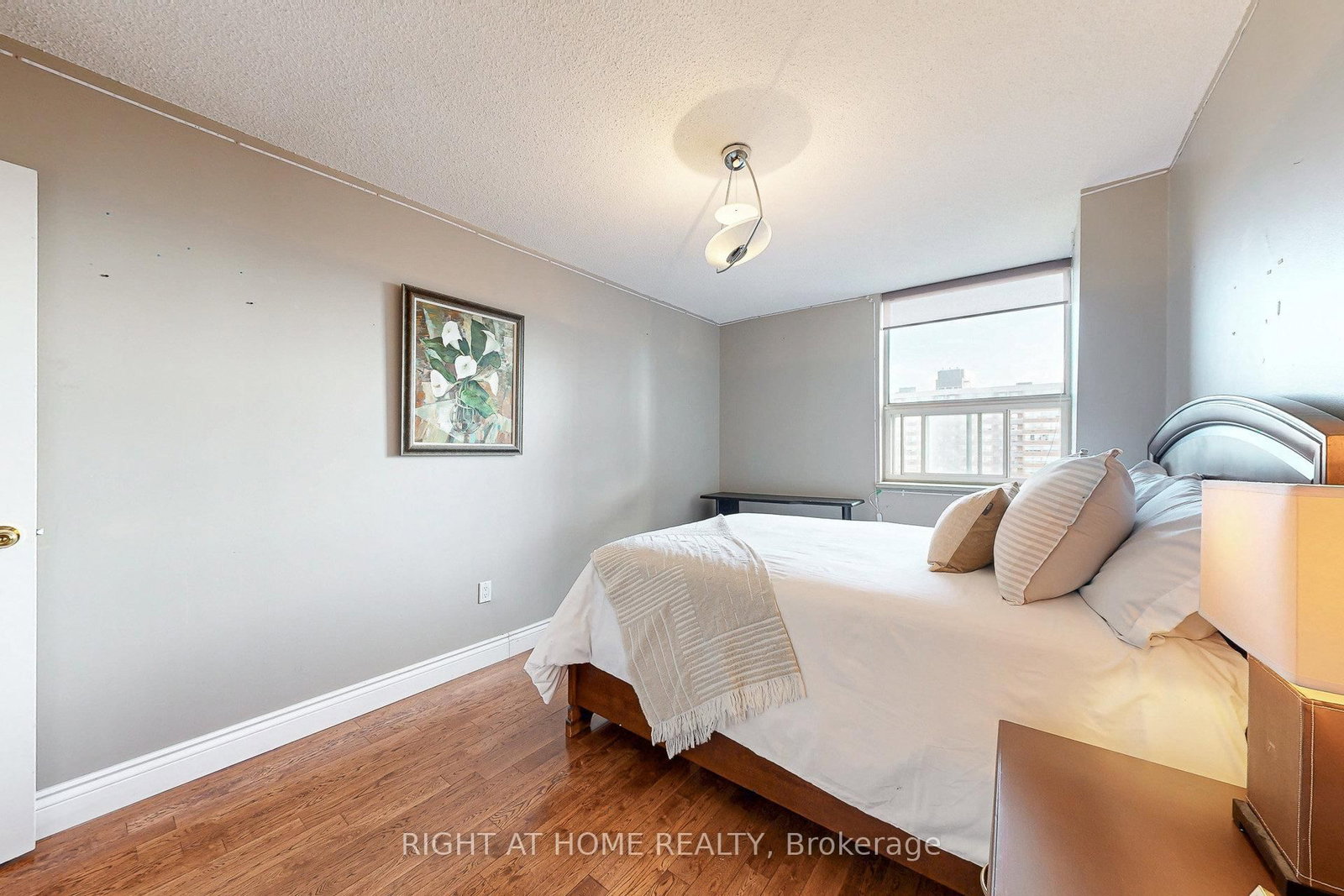 151 LaRose Avenue E • #907 • Toronto, ON photo 17