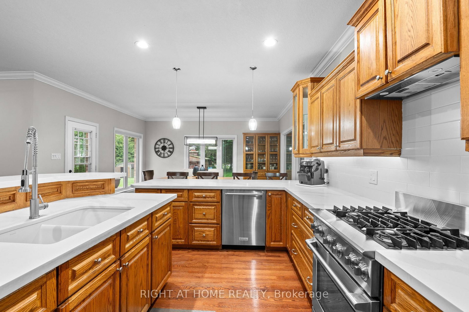 17 Alanavale Road • Caledon, ON photo 5
