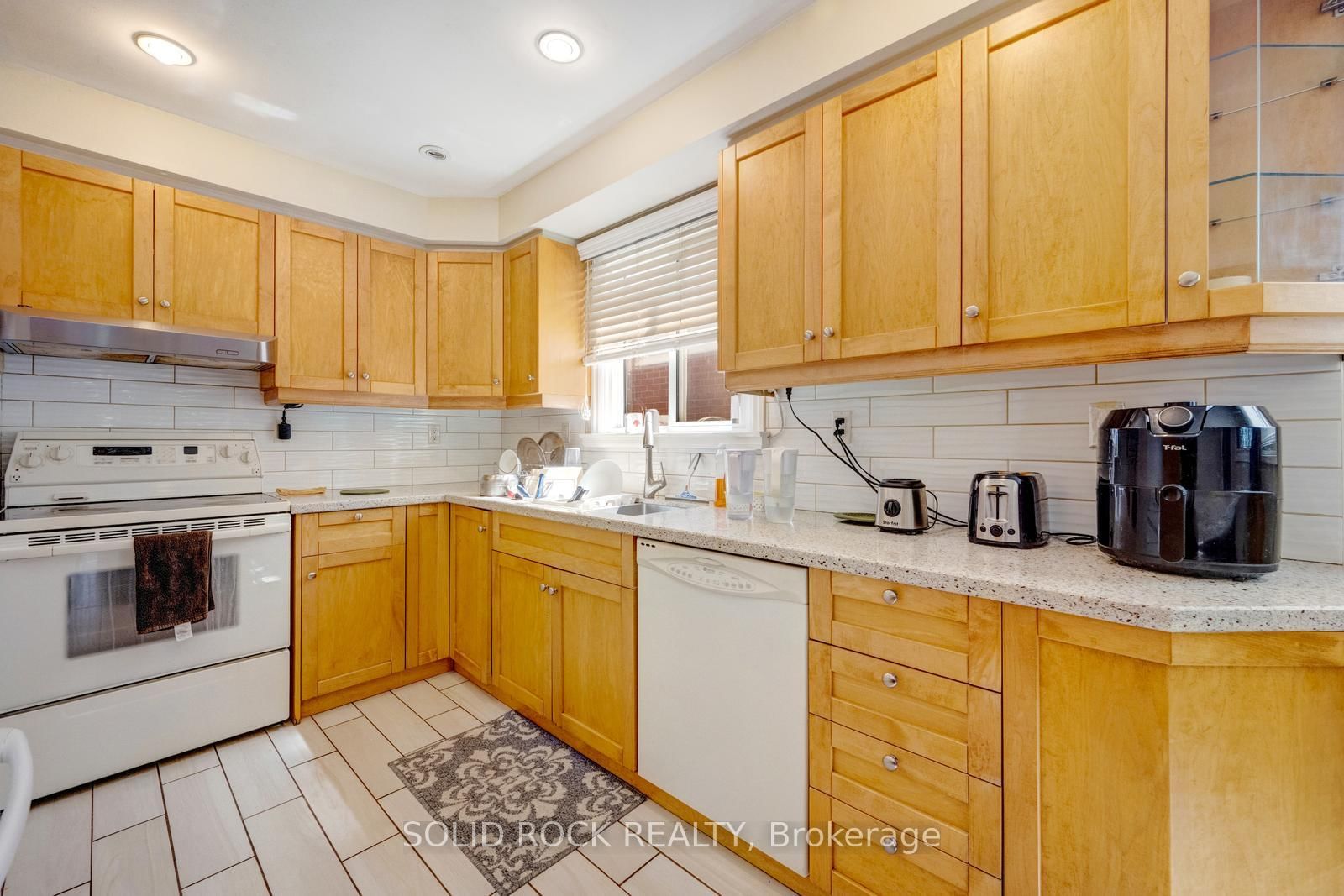 60 Martindale Brampton,ON L6X 2T9 — Photo 5