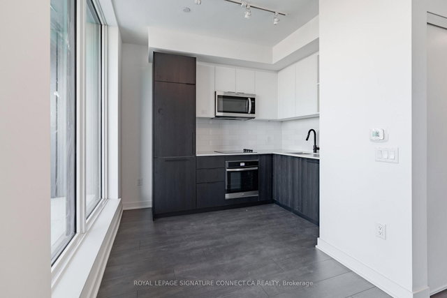 815 - 1185 Dupont Street