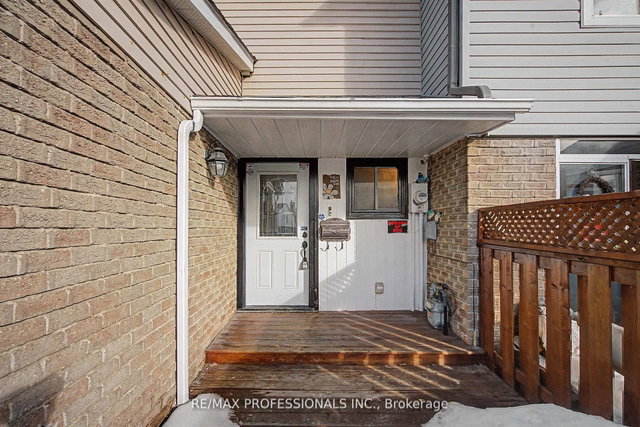 180 Royal Salisbury Way