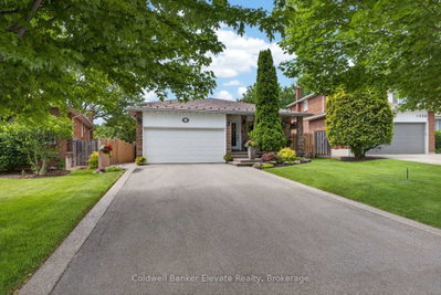 4-bed Detached House · 1432 Livingston Rd