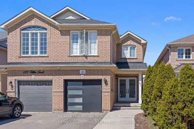 5-bed Semi-Detached · 125 Tiller Tr
