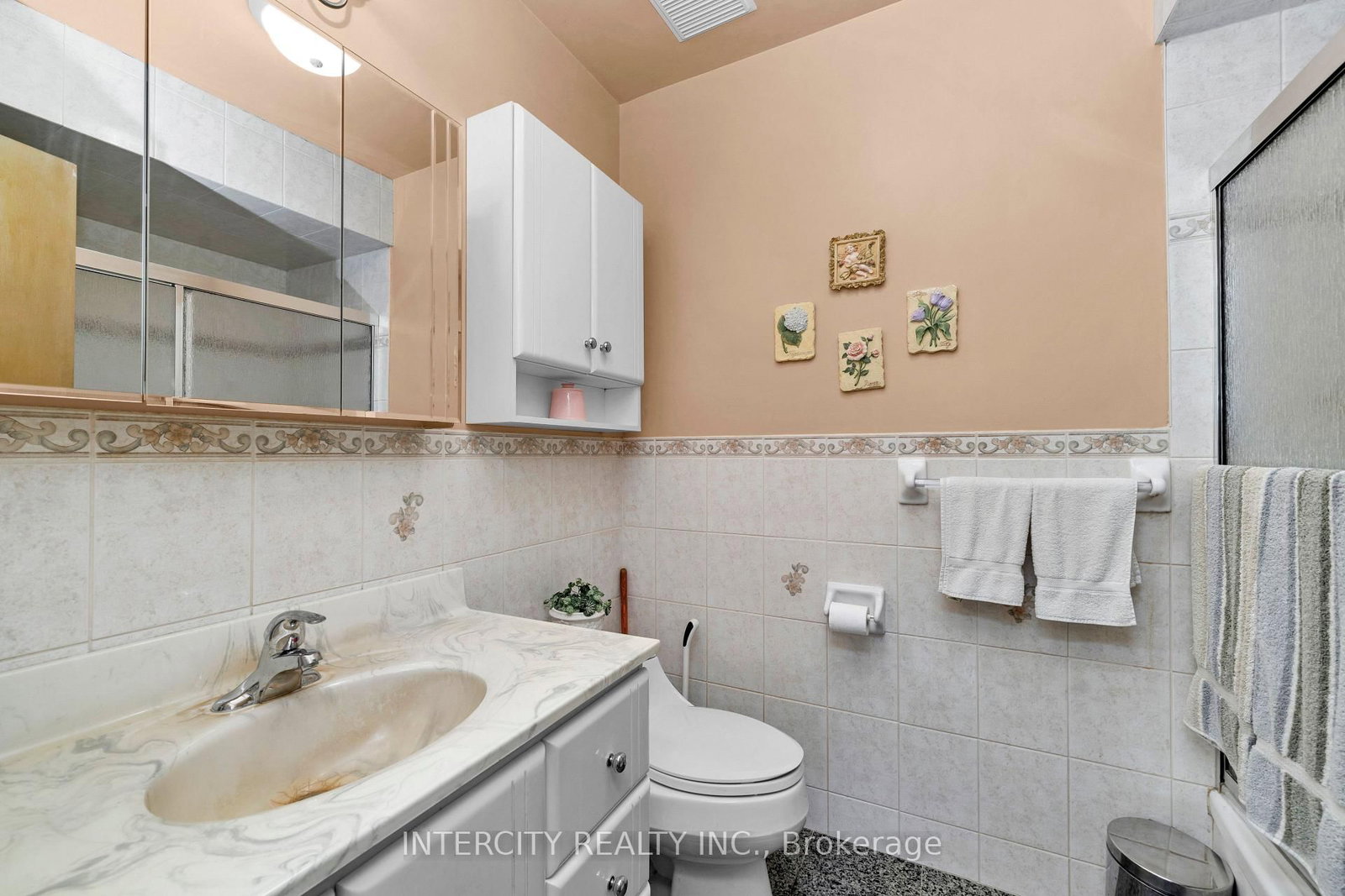 48 Goldsboro Road • Toronto, ON photo 25