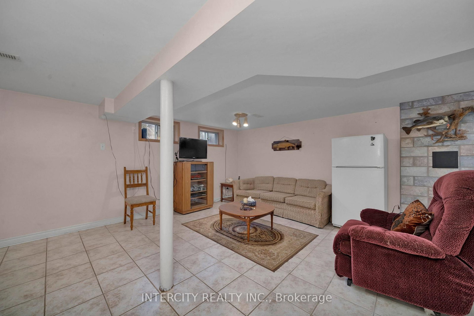 48 Goldsboro Road • Toronto, ON photo 27
