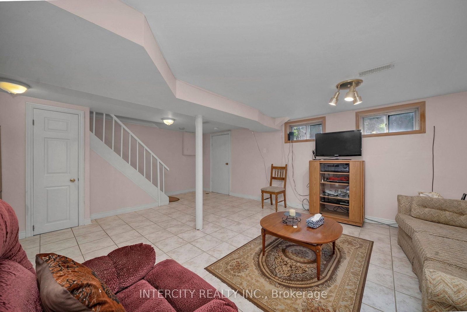 48 Goldsboro Road • Toronto, ON photo 28