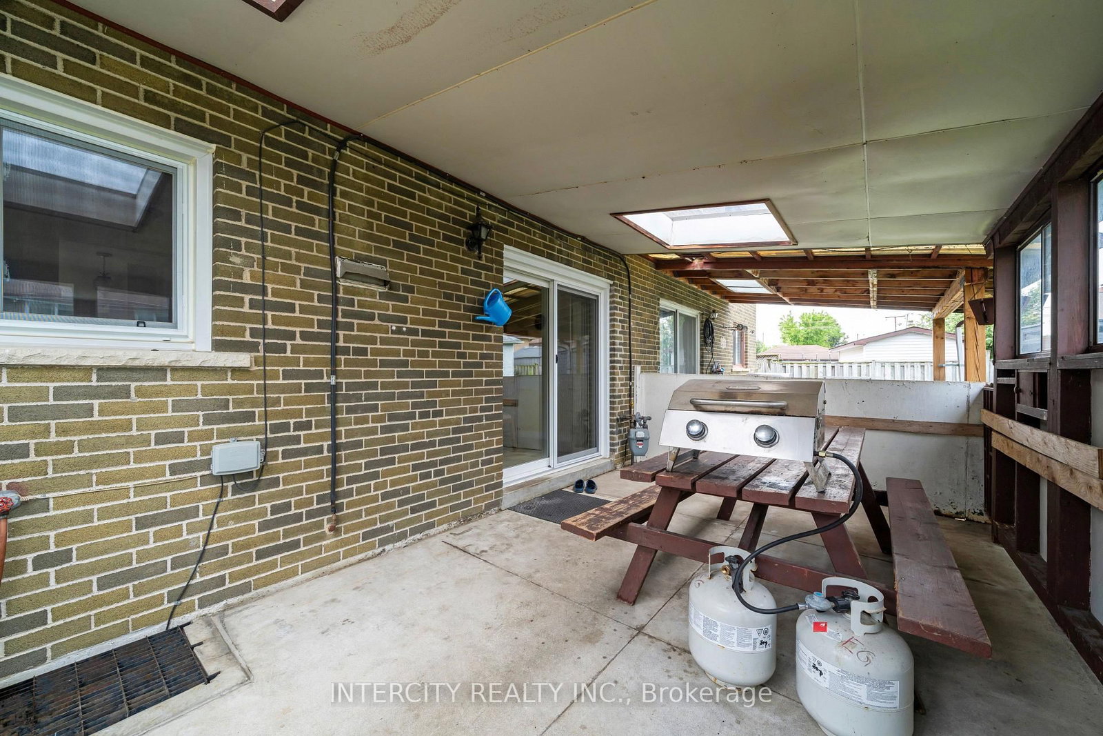 48 Goldsboro Road • Toronto, ON photo 33