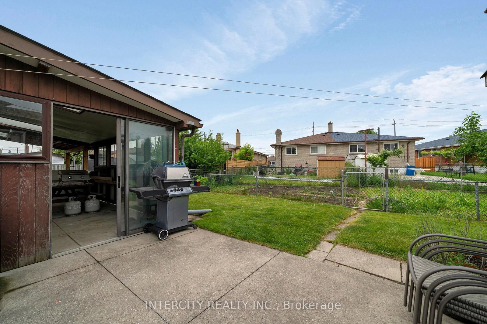 48 Goldsboro Road • Toronto, ON photo 37