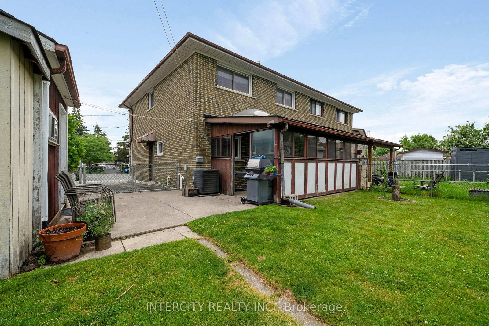 48 Goldsboro Road • Toronto, ON photo 38