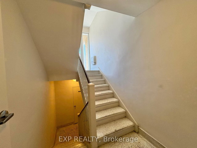 102 - 5 Paisley Boulevard E