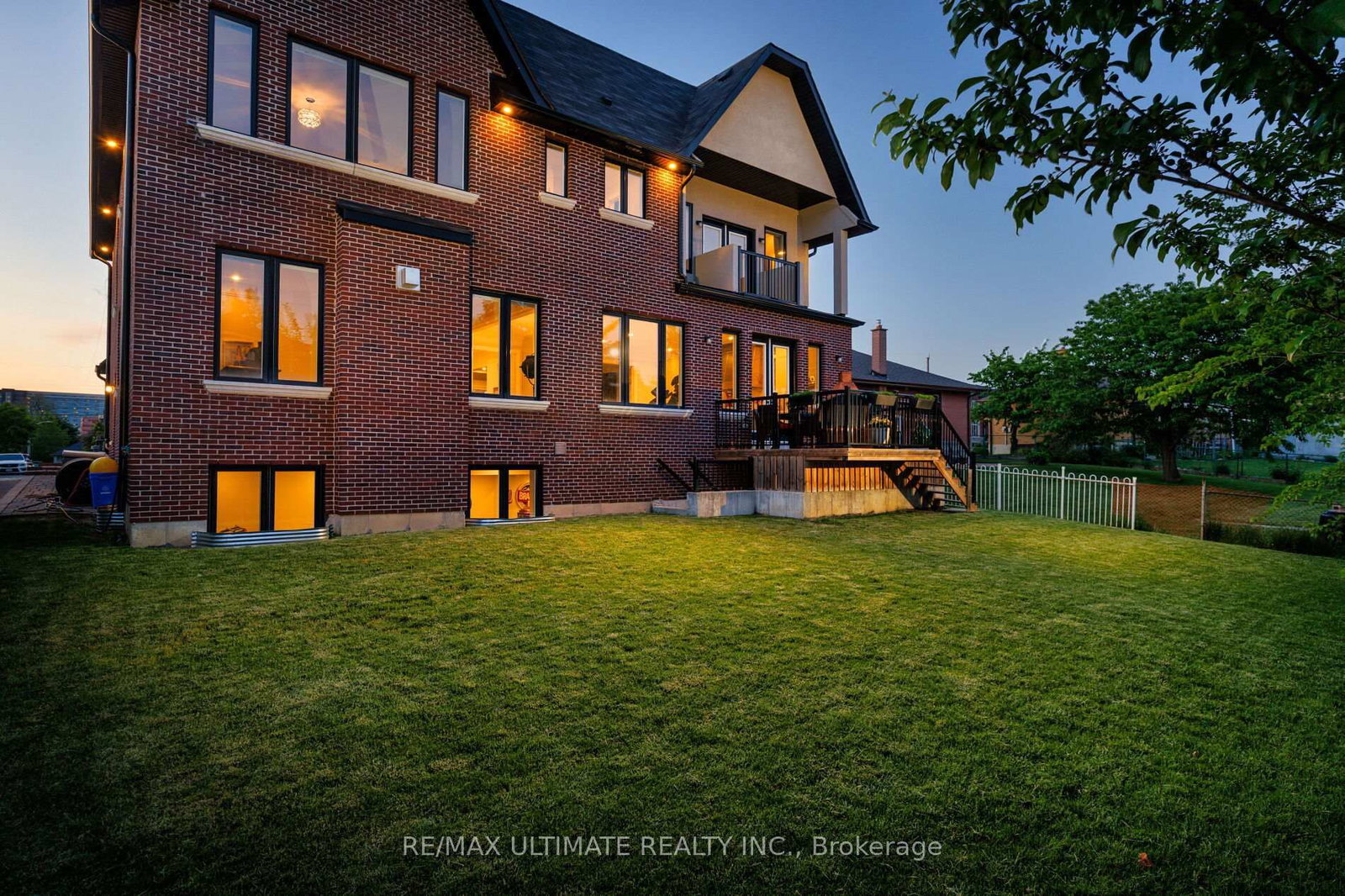 33 Dorsey Drive, Toronto, ON, photo 3