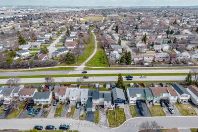 3-bed Townhouse · 34 Jackman Dr