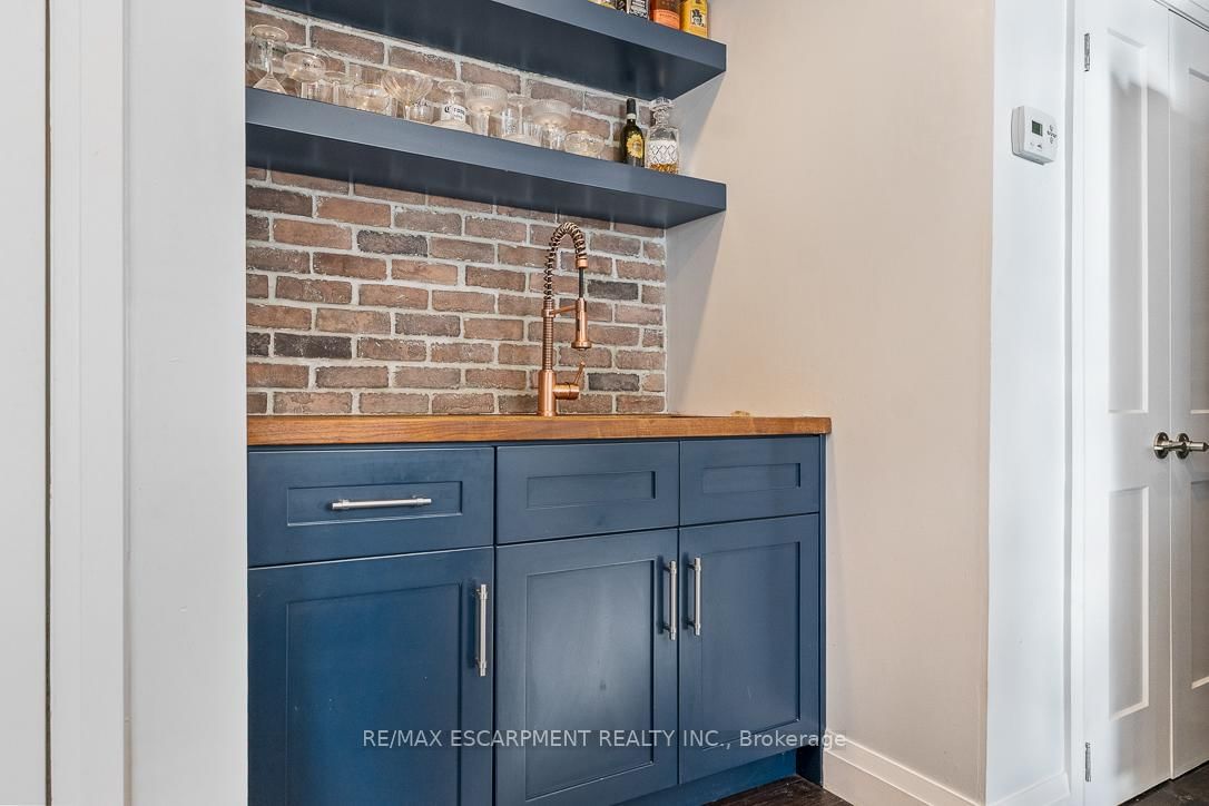 469 Claridge Road • #5 • Burlington, ON photo 11