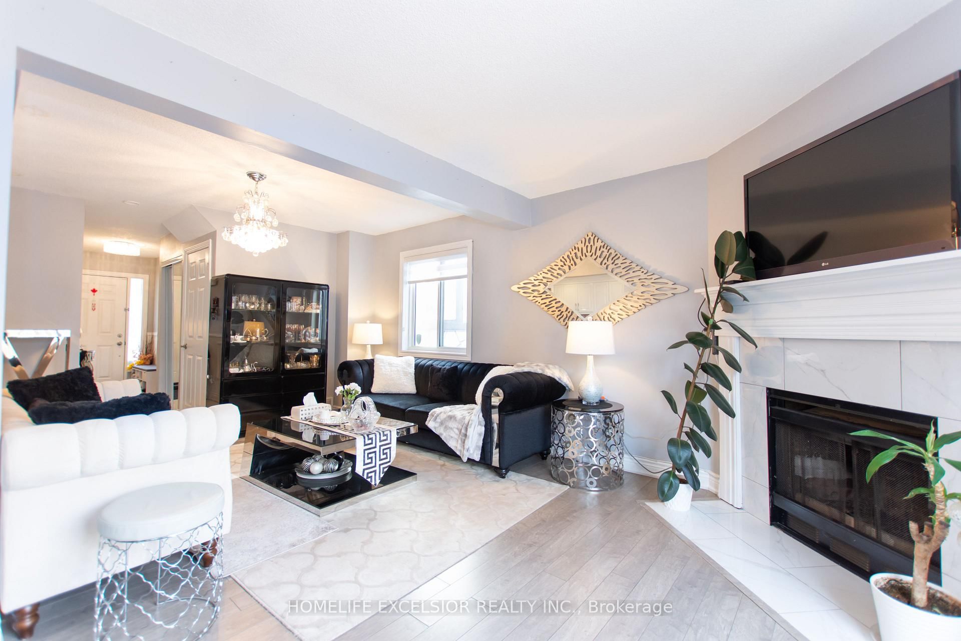 2200 Glenwood School Drive, Unit 9