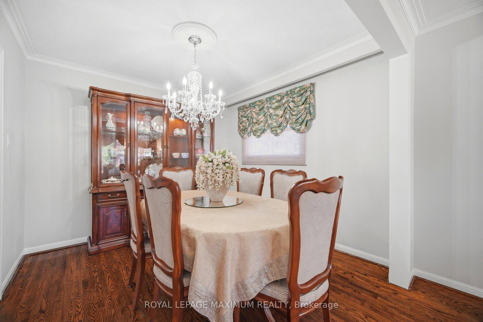 255 John Street • Toronto, ON photo 9