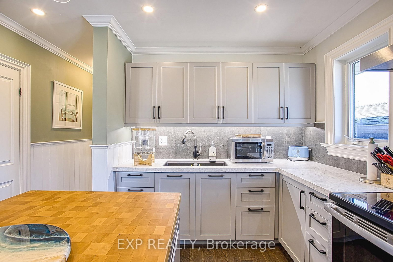 90 Prince Charles Drive • Halton Hills, ON photo 13