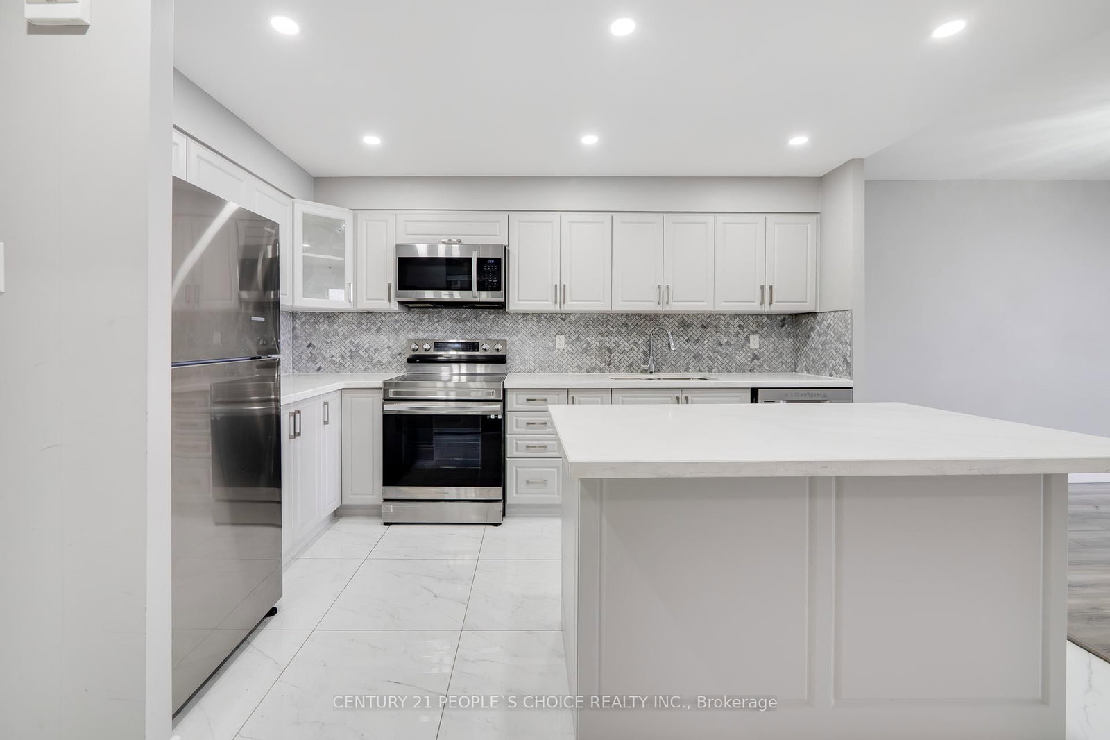 40 Panorama Court • #910 • Toronto, ON photo 15