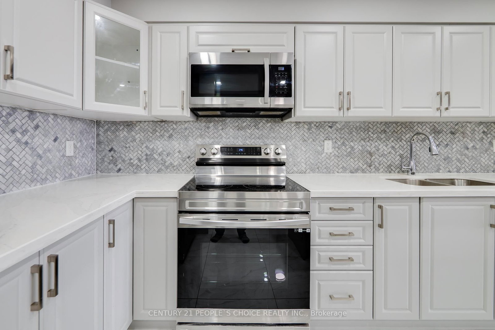 40 Panorama Court • #910 • Toronto, ON photo 19