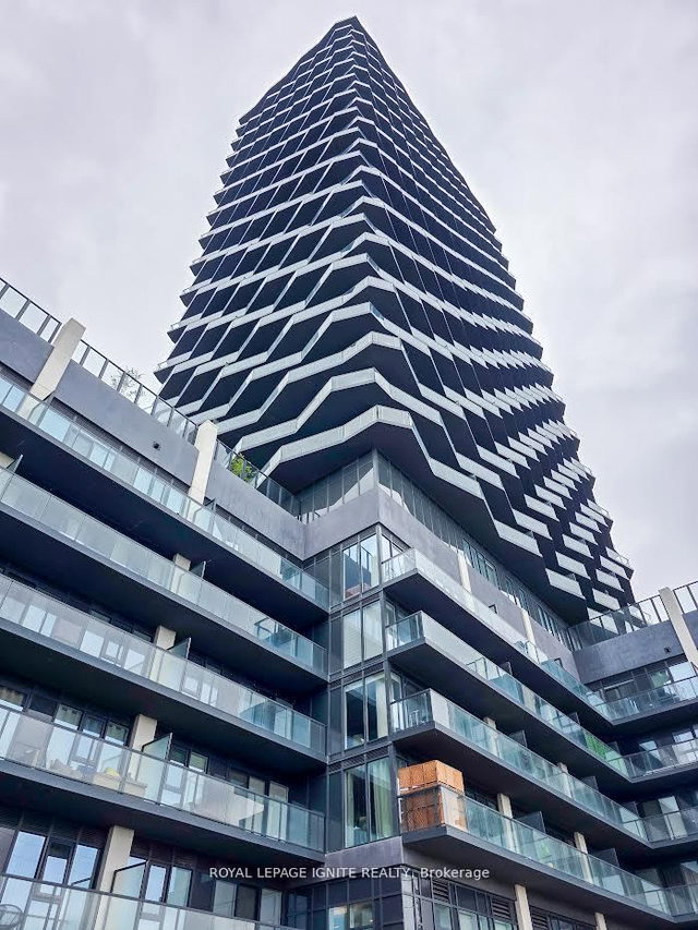 203 - 36 Zorra Street