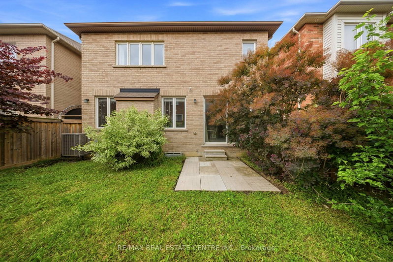389 Cedar Hedge Milton,ON L9T 8Y4 — Photo 39