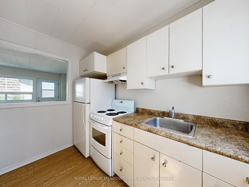 Unit 1 — 12 Wesleyan Street, Halton Hills