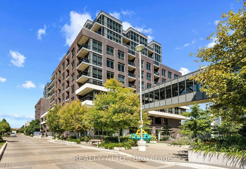 1033 - 26 Gibbs Road