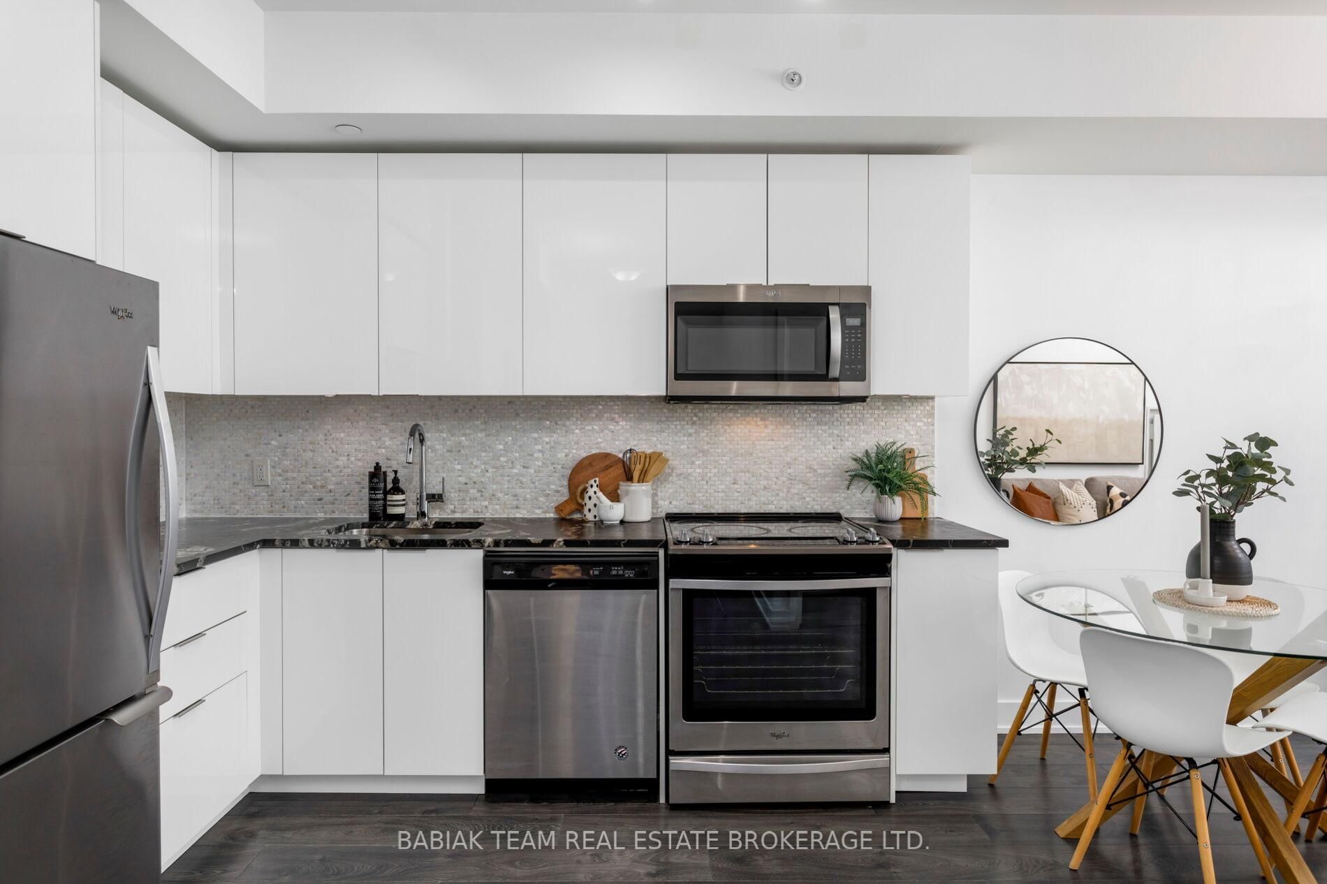 30 Shore Breeze Drive, Unit 1712