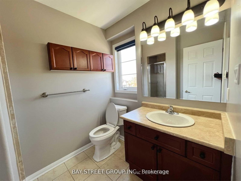 656 Holly Milton,ON L9T 0G3 — Photo 9