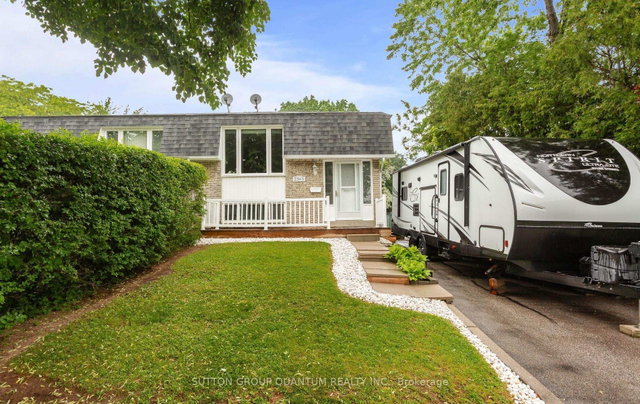 2363 Holyhead Drive