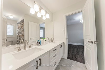 241 Jarrett Milton,ON L9T 7A1 — Photo 42