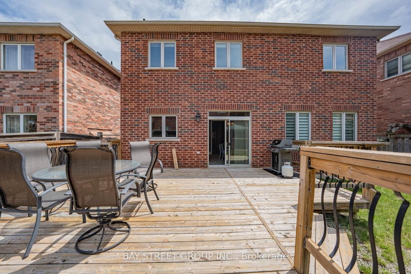 241 Jarrett Milton,ON L9T 7A1 — Photo 48