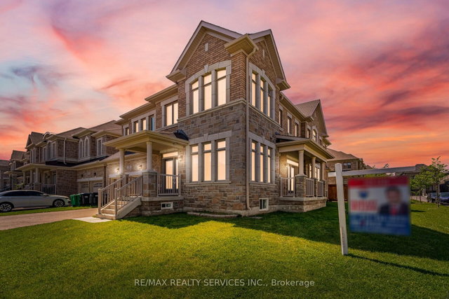20 Royal Fern Crescent