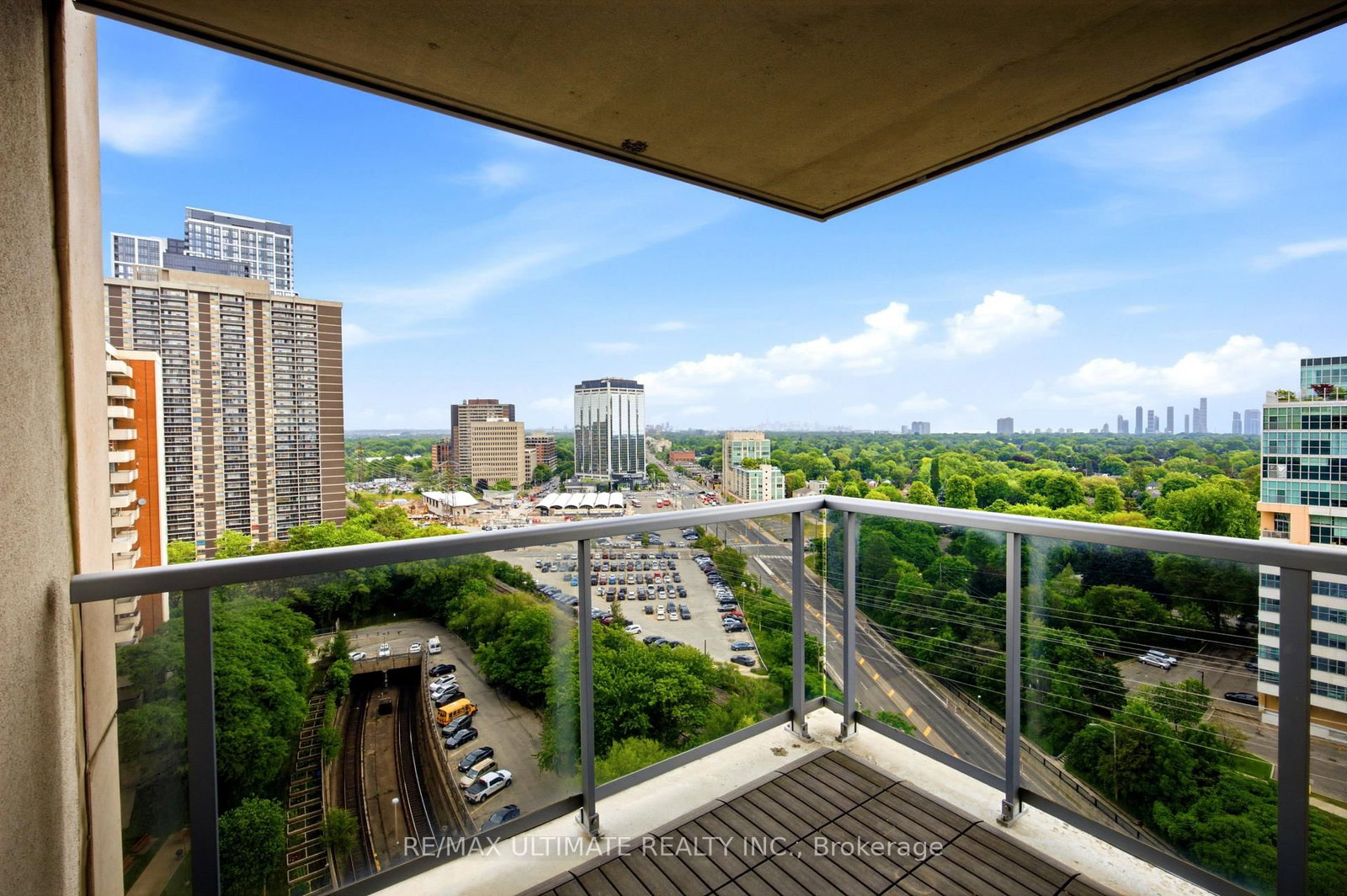 3 Michael Power Place • #1603 • Toronto, ON photo 24