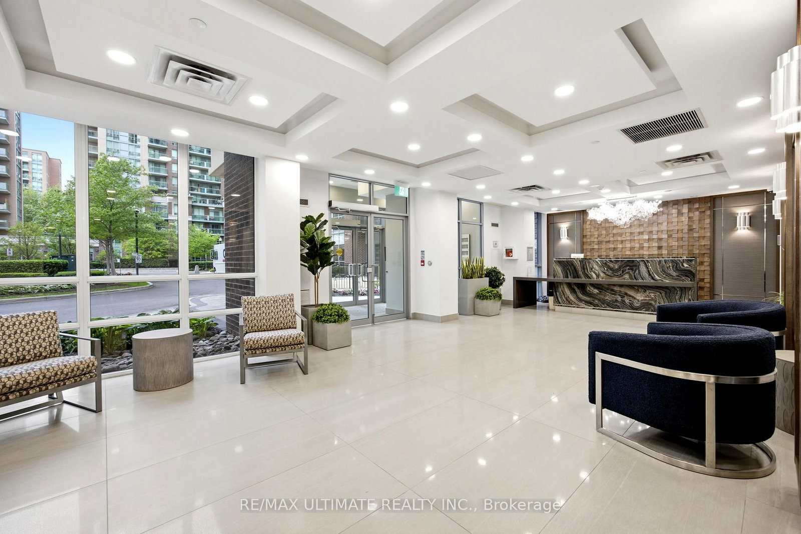 3 Michael Power Place • #1603 • Toronto, ON photo 35
