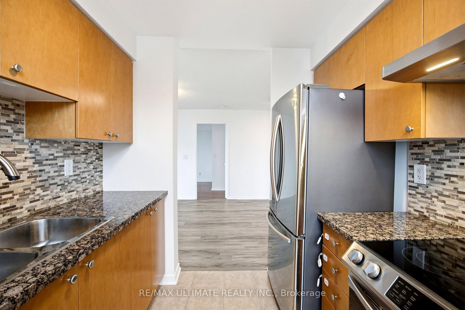 3 Michael Power Place • #1603 • Toronto, ON photo 9