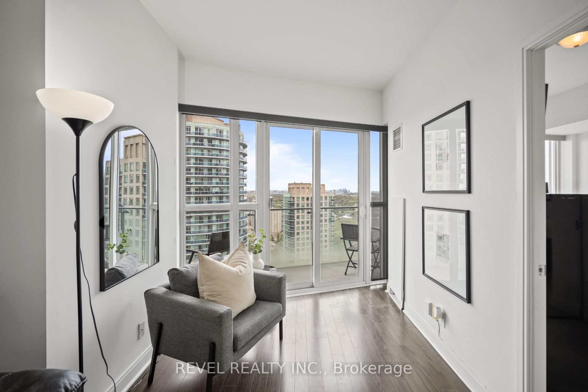 50 Absolute Avenue, Unit 2802