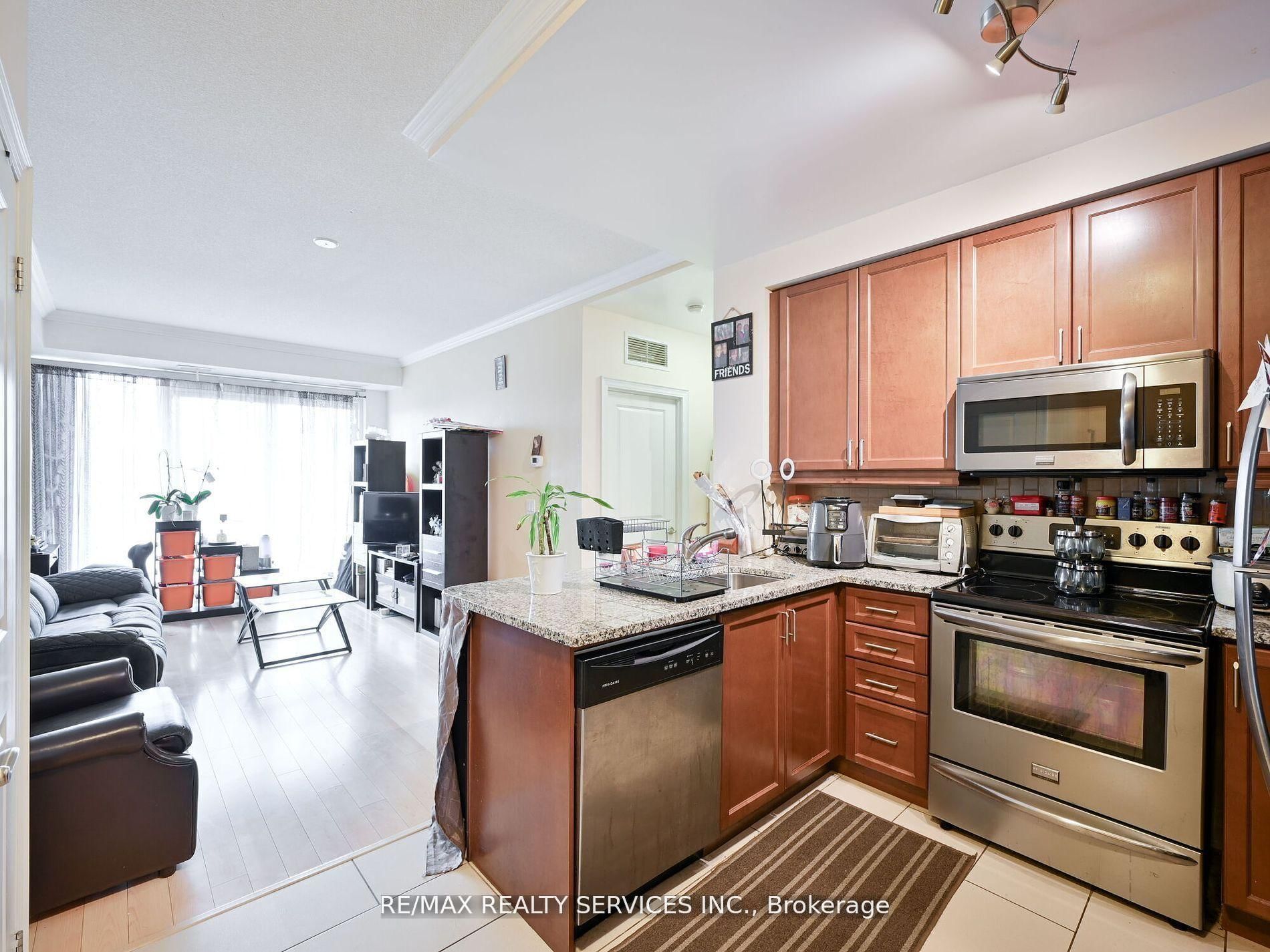 100 John Street, Unit 405