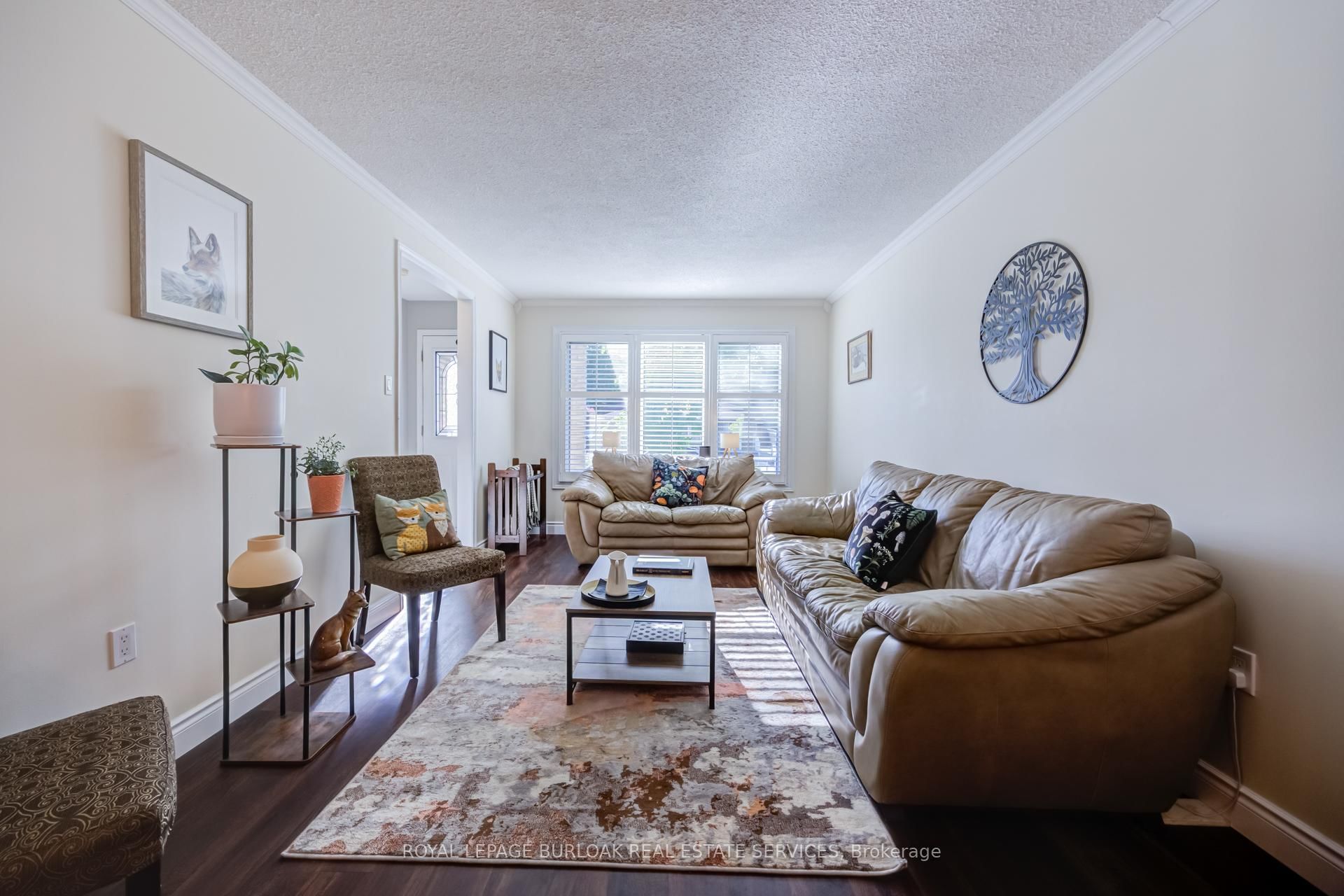 2348 Malcolm Crescent