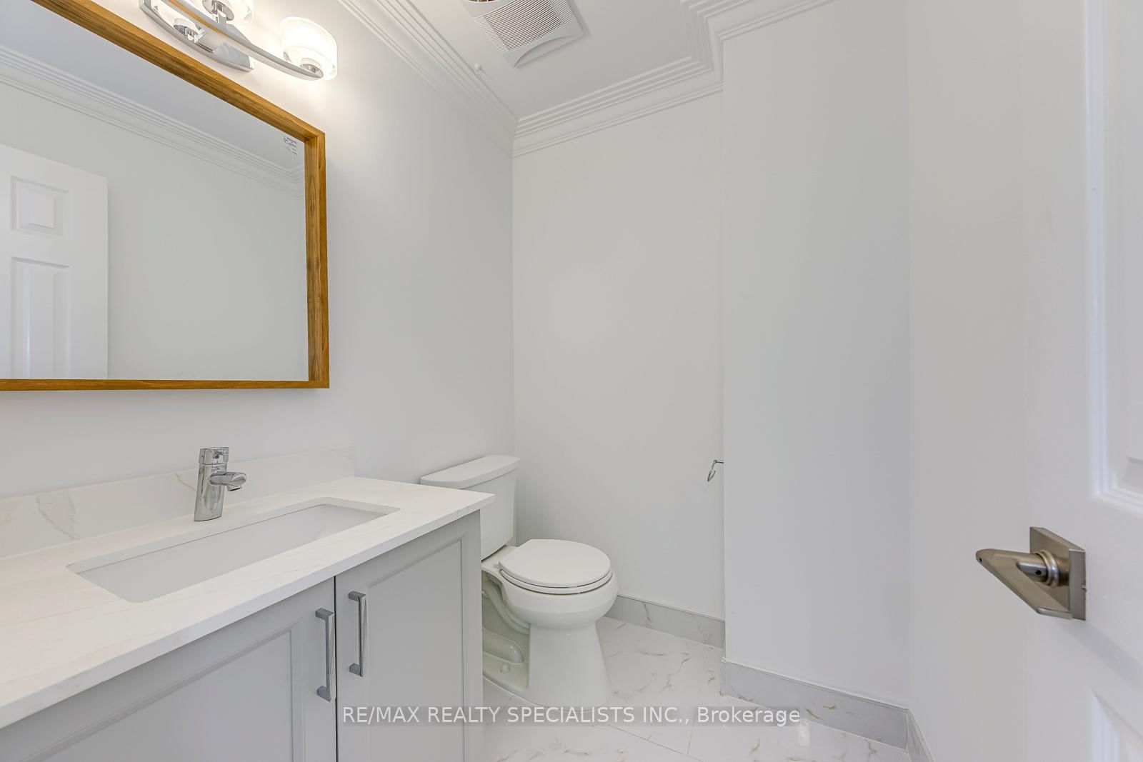 102 Sunforest Drive • Brampton, ON photo 23