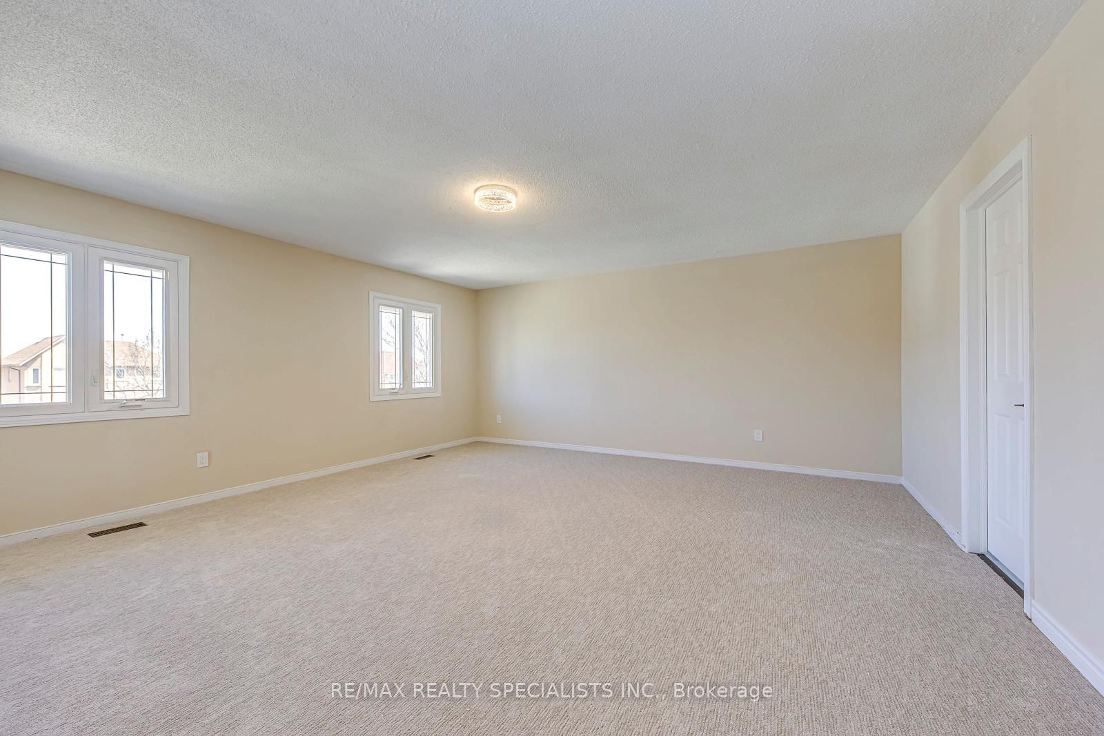 102 Sunforest Drive • Brampton, ON photo 28