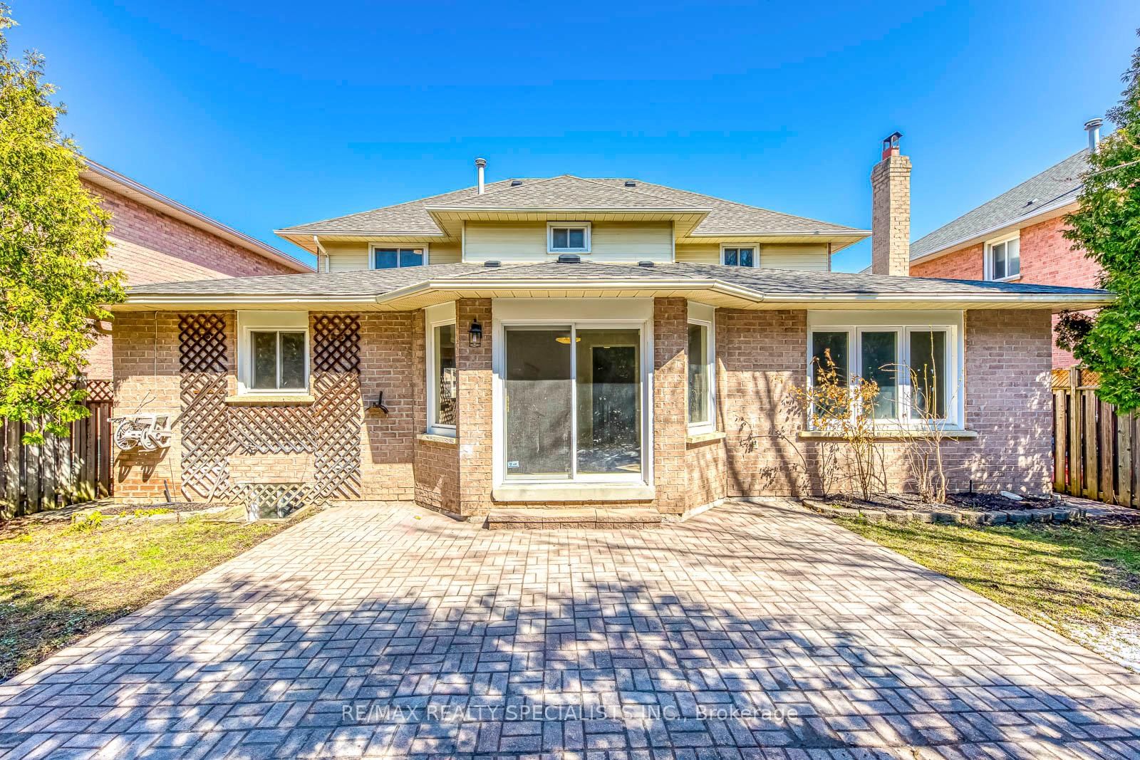 102 Sunforest Drive • Brampton, ON photo 43